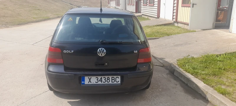 VW Golf, снимка 4 - Автомобили и джипове - 52585636
