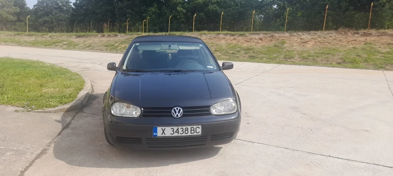 VW Golf, снимка 2 - Автомобили и джипове - 52585636