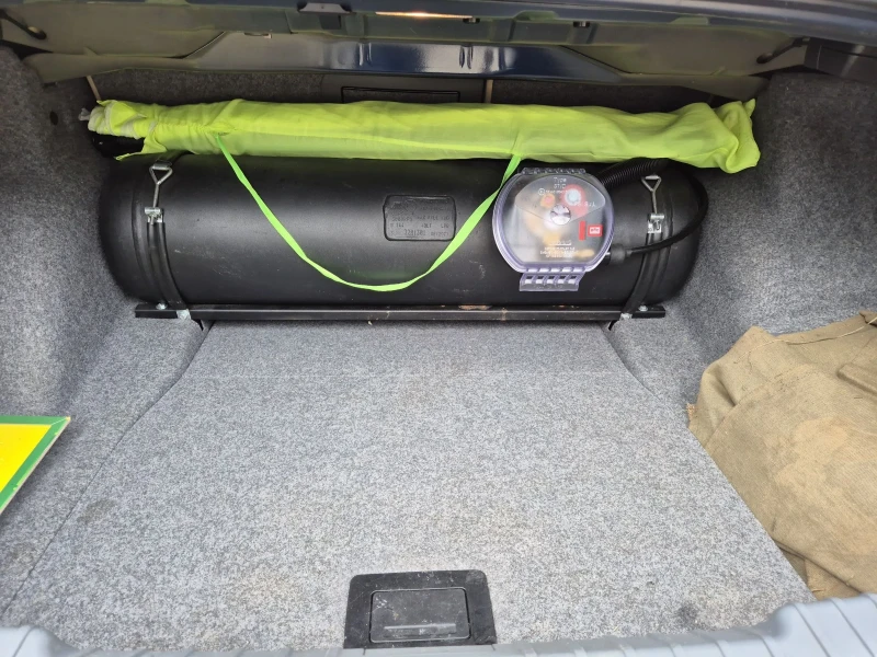 BMW 328 328xi, снимка 8 - Автомобили и джипове - 52741582