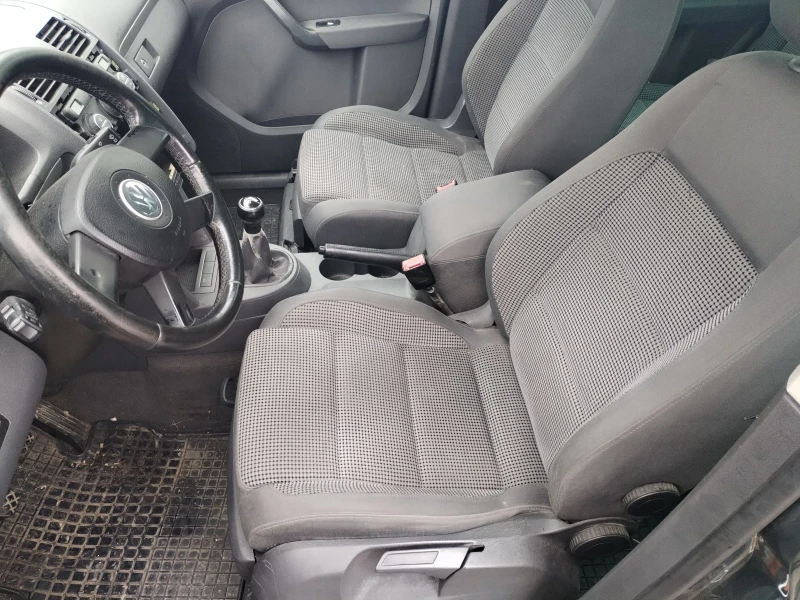 VW Touran 1.9TDI 6скорости, снимка 12 - Автомобили и джипове - 53406942