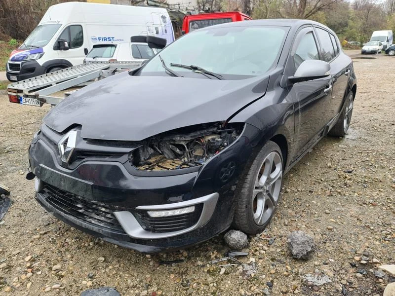 Renault Megane 2.0i - 220kc , снимка 10 - Автомобили и джипове - 38195842