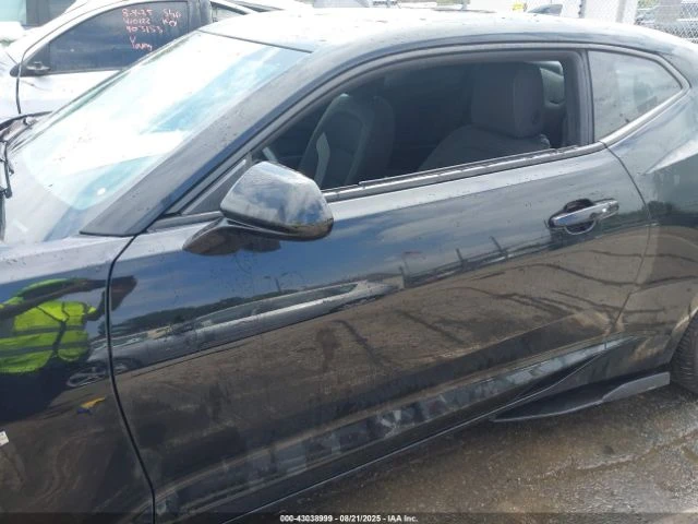 Chevrolet Camaro 1LT - изображение 6