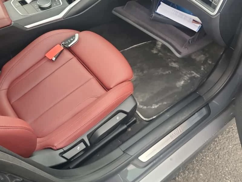 BMW i4 eDrive35  CARFAX, снимка 3 - Автомобили и джипове - 54588579