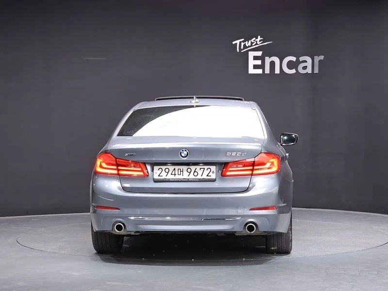 BMW 520 520d xDrive Luxury Plus| 190к.с.| ВКЛ.ТЕХНОТЕСТ, снимка 3 - Автомобили и джипове - 55130475