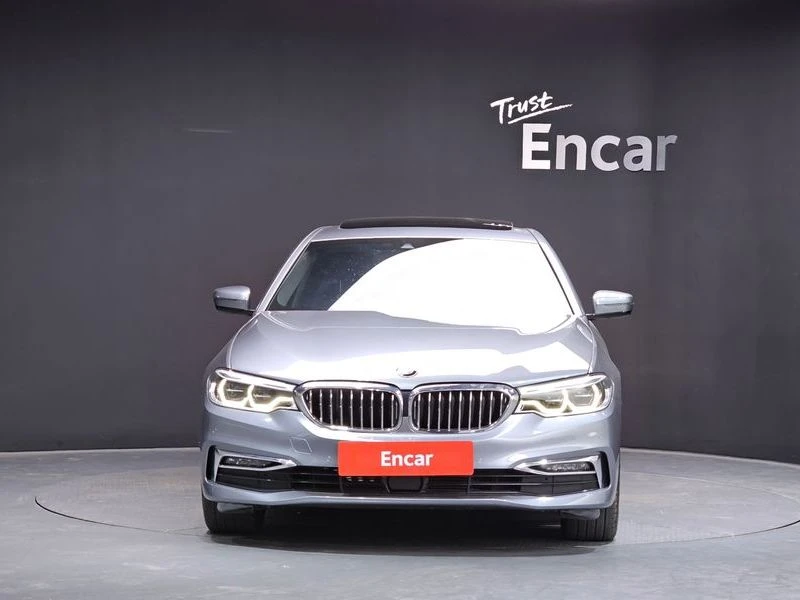 BMW 520 520d xDrive Luxury Plus| 190к.с.| ВКЛ.ТЕХНОТЕСТ, снимка 2 - Автомобили и джипове - 55130475