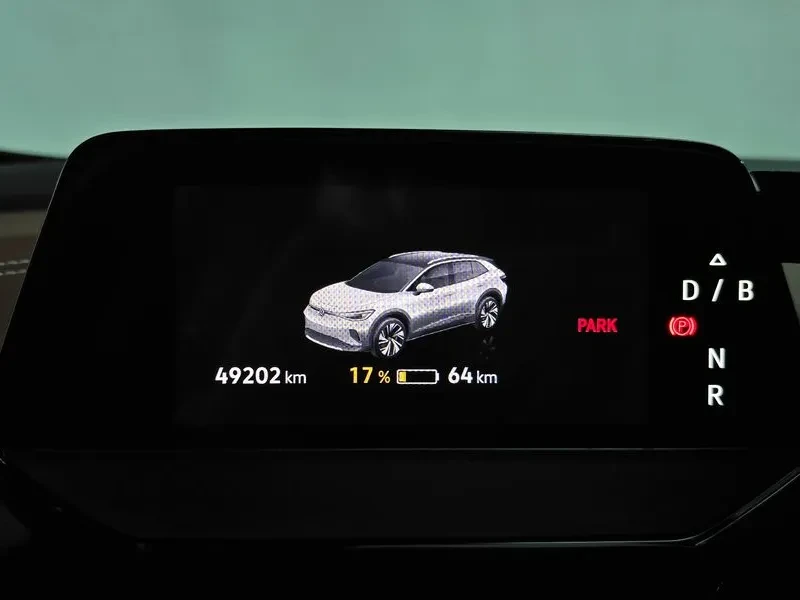 VW ID.4 САМО 30% АВАНС, снимка 8 - Автомобили и джипове - 56529845