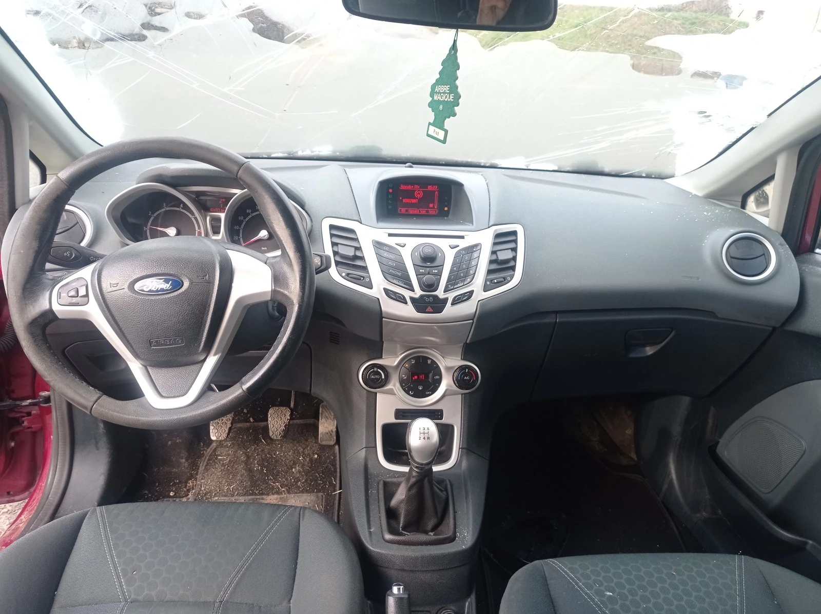 Ford Fiesta 1.25 - изображение 5