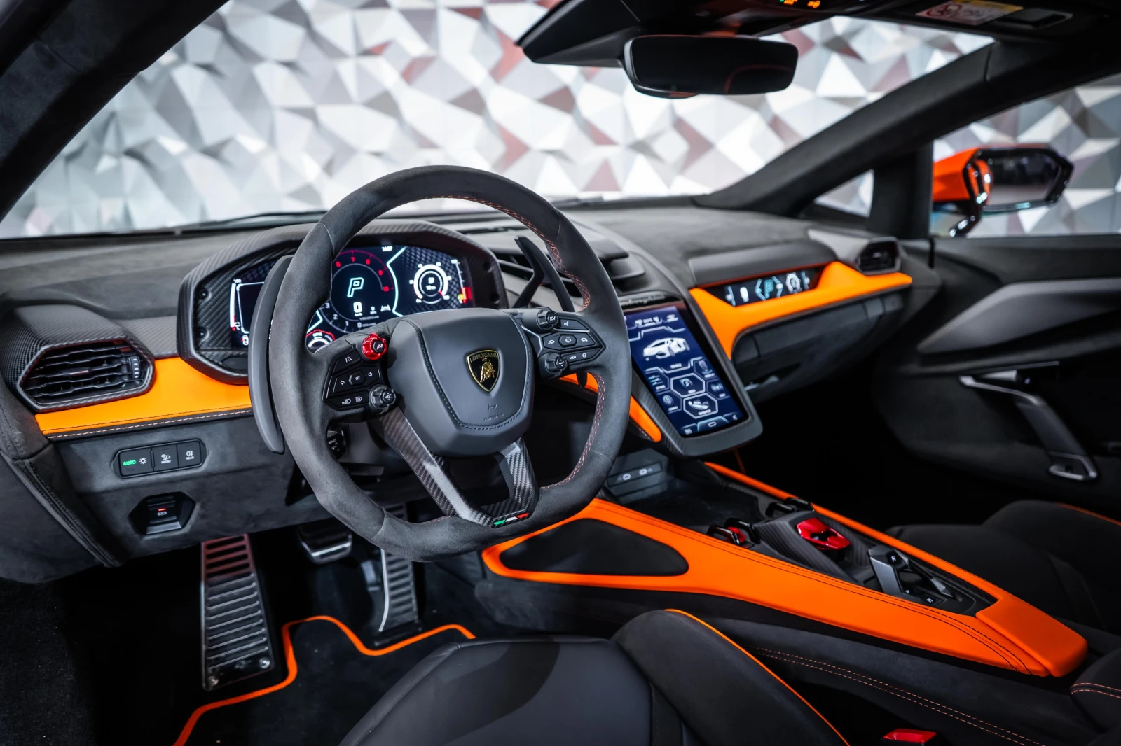 Lamborghini Revuelto  Arancio Apodis - изображение 9