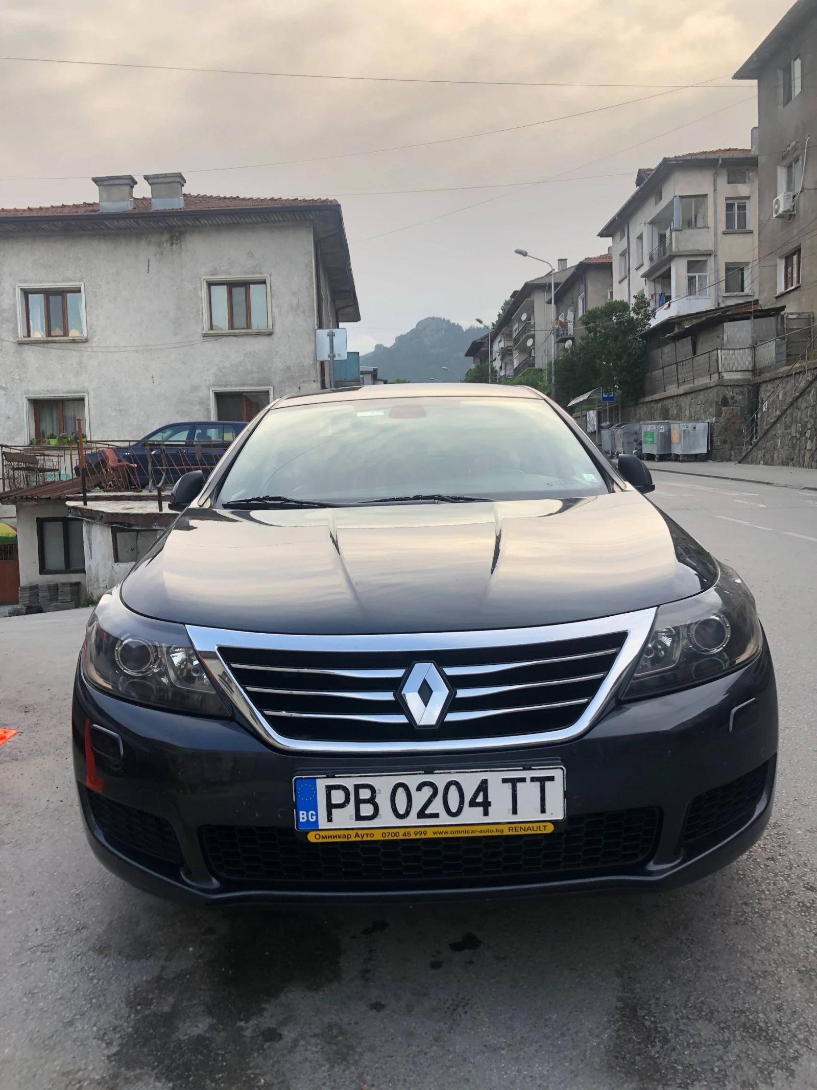 Renault Latitude 3000 DCI Initiale Paris - изображение 9