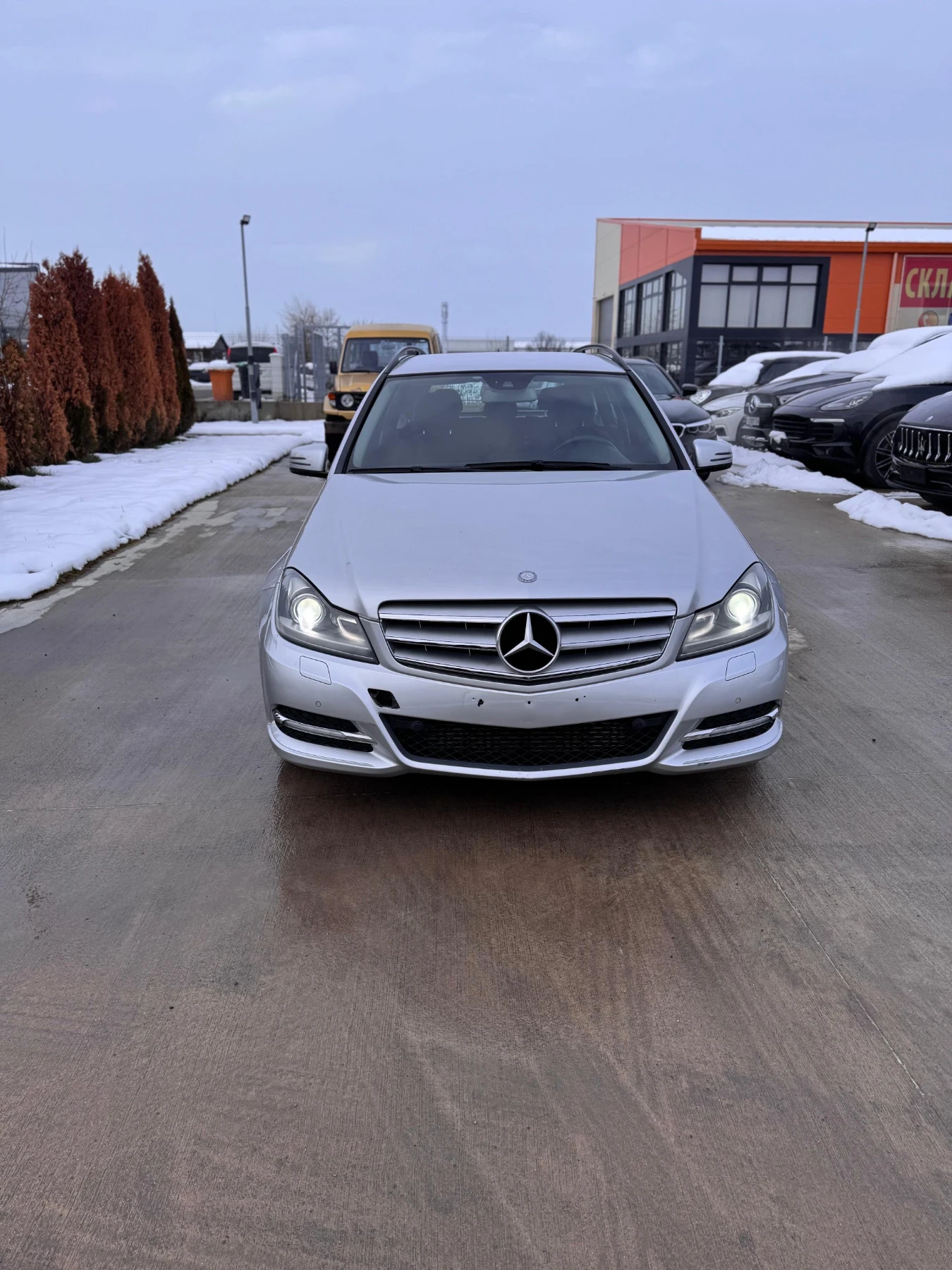 Mercedes-Benz C 220 Фейслифт Автомат 2.2 170 Лизинг - изображение 2