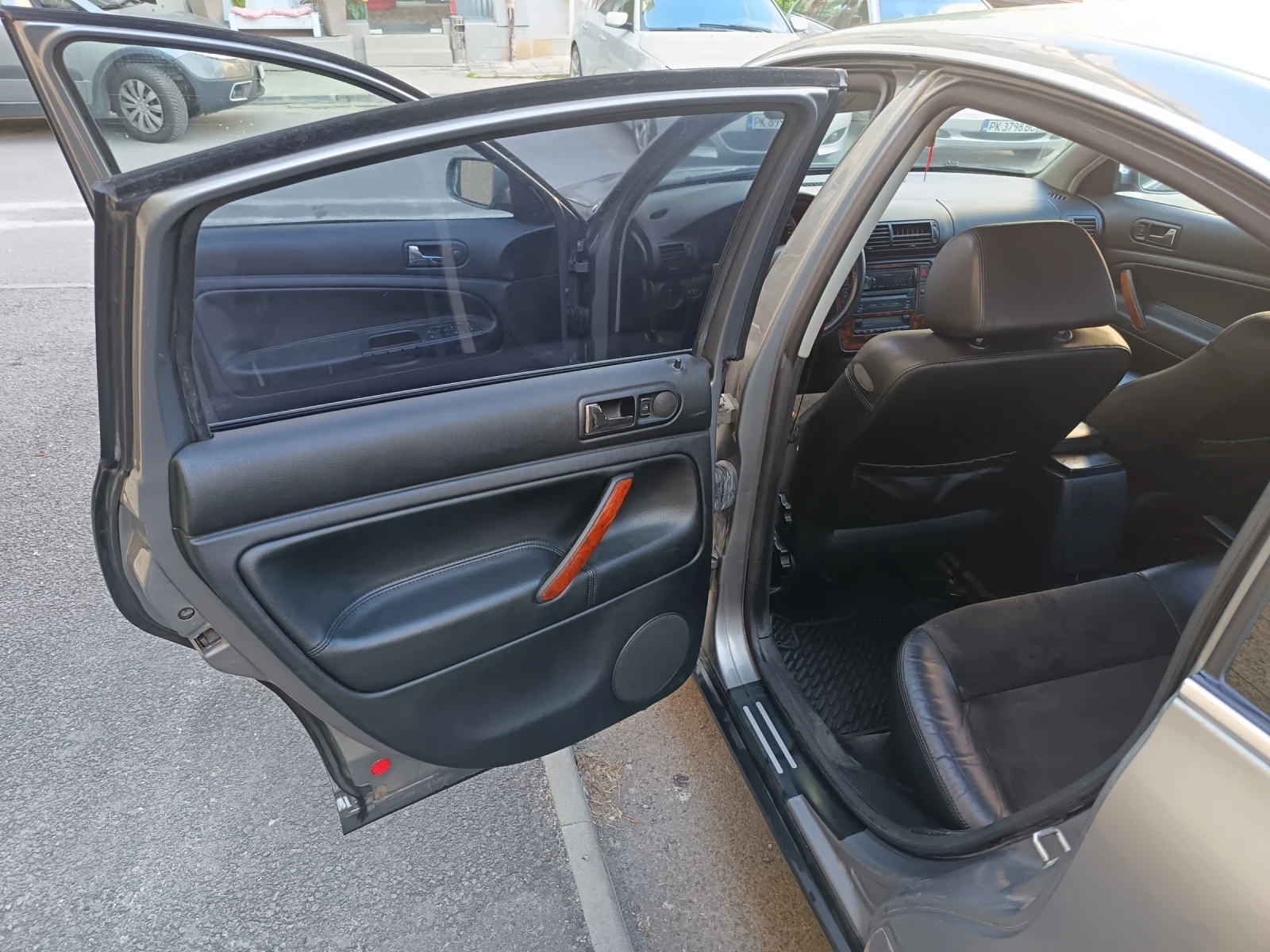 VW Passat 5.5 - изображение 8