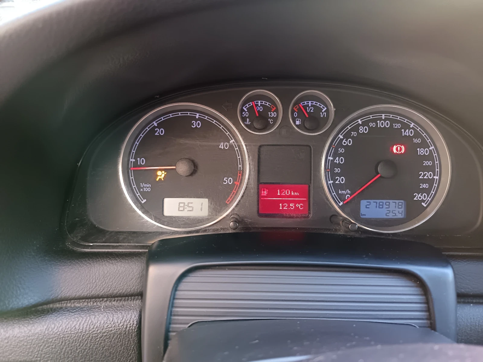 VW Passat 5.5 - изображение 4