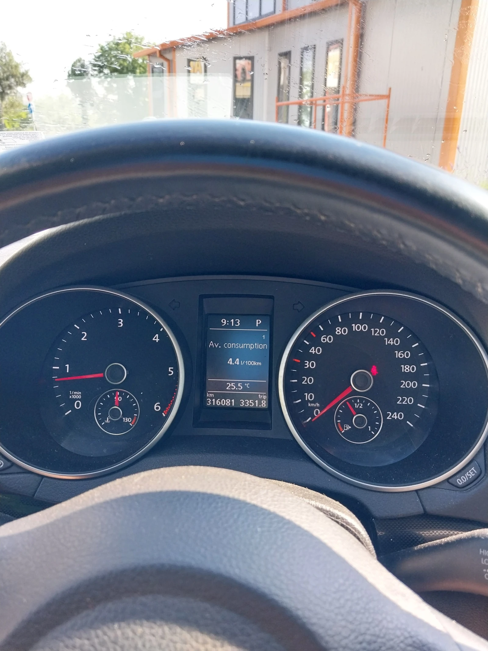 VW Golf 1.6 TDI DSG COMFORTLINE | Mobile.bg � ����������� 11