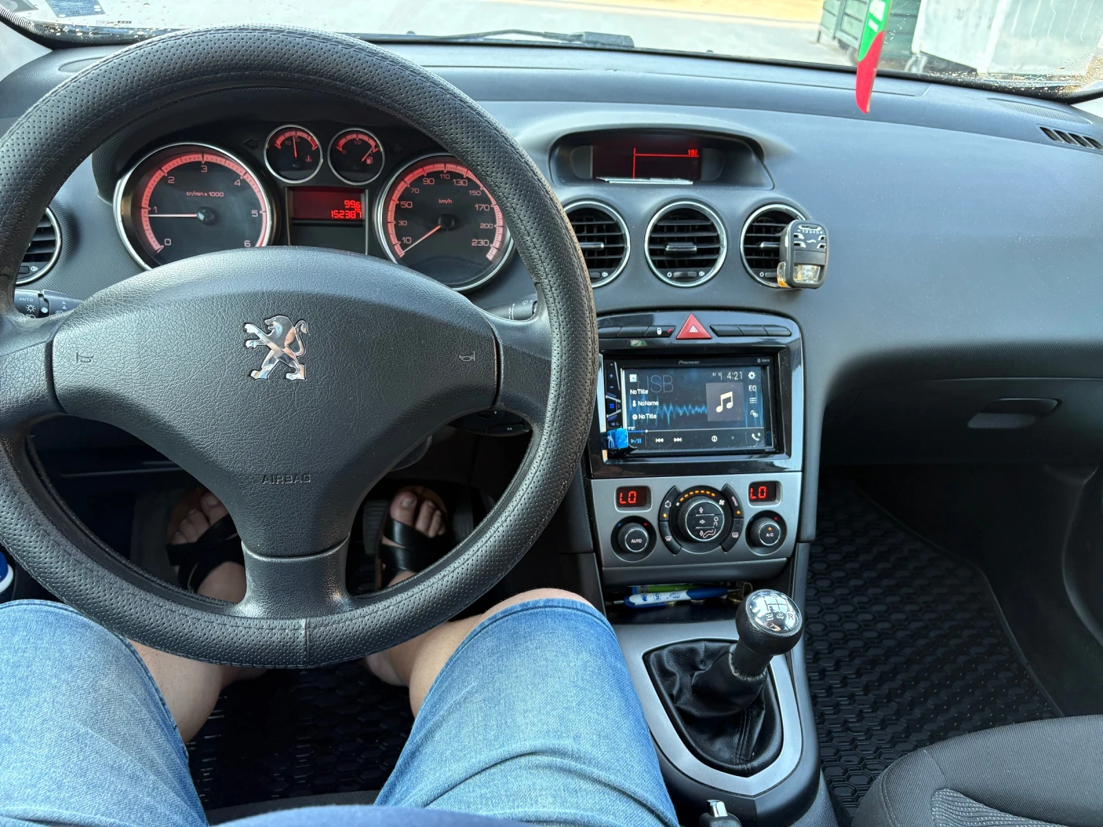 Peugeot 308 1.6 HDI 90 hp. - изображение 10