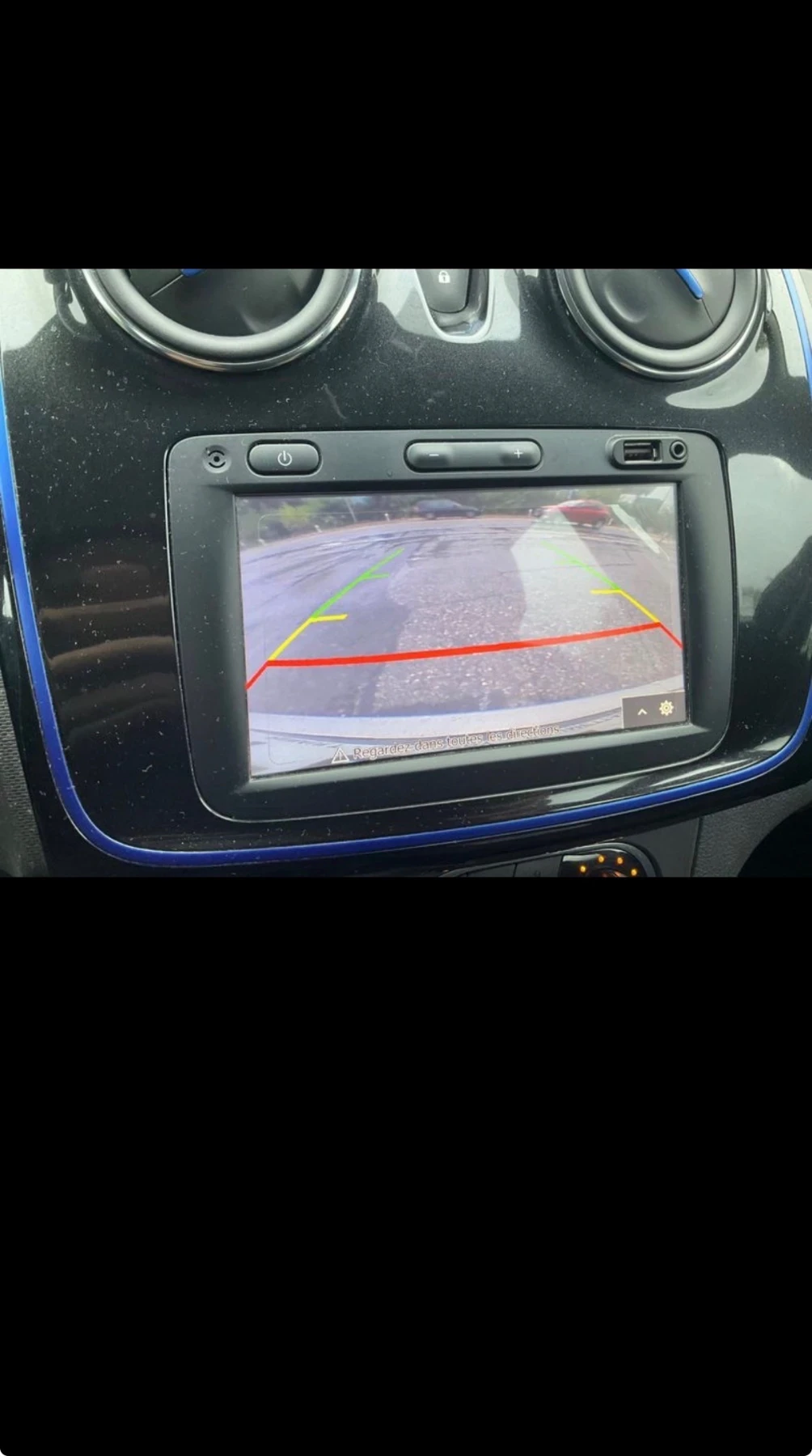 Dacia Sandero 1.0 - изображение 8