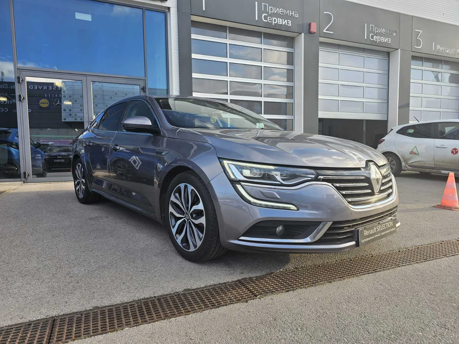 Renault Talisman 1.6 TCe 200 EDC - изображение 2