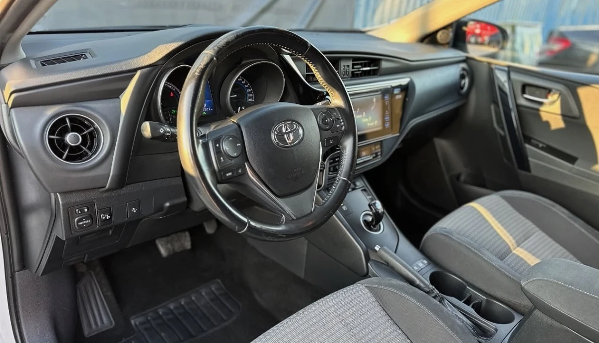 Toyota Auris 1.8  | Mobile.bg � ����������� 7