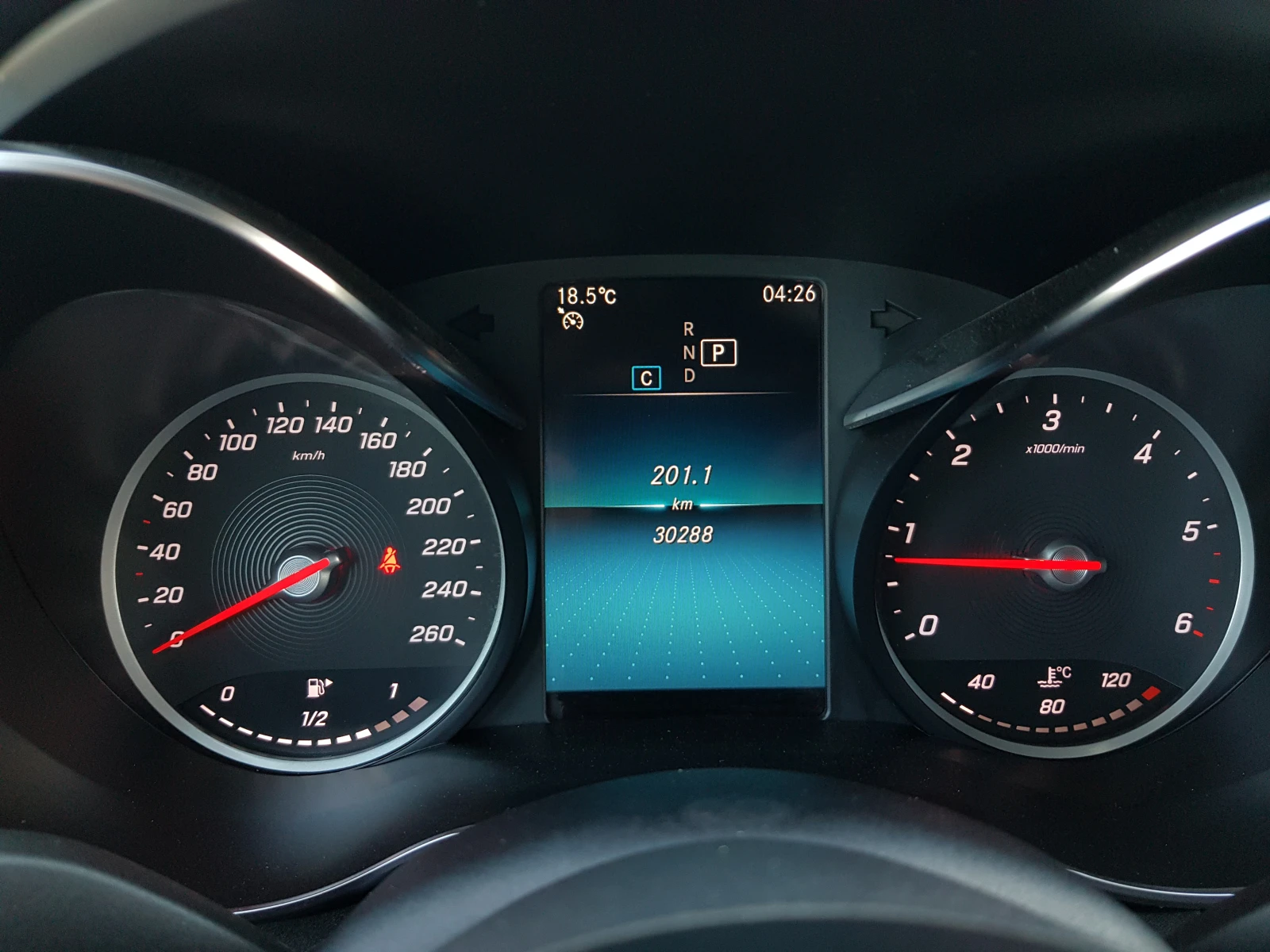 Mercedes-Benz C 200 D OM654 AMG FACELIFT 30 288 KM ! EURO 6D, снимка 13 - Автомобили и джипове - 53782000