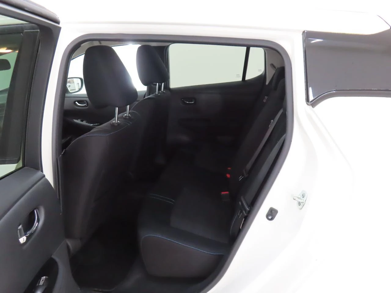 Nissan Leaf  40 kWh N-connecta- 89% SOH, снимка 7 - Автомобили и джипове - 54068920