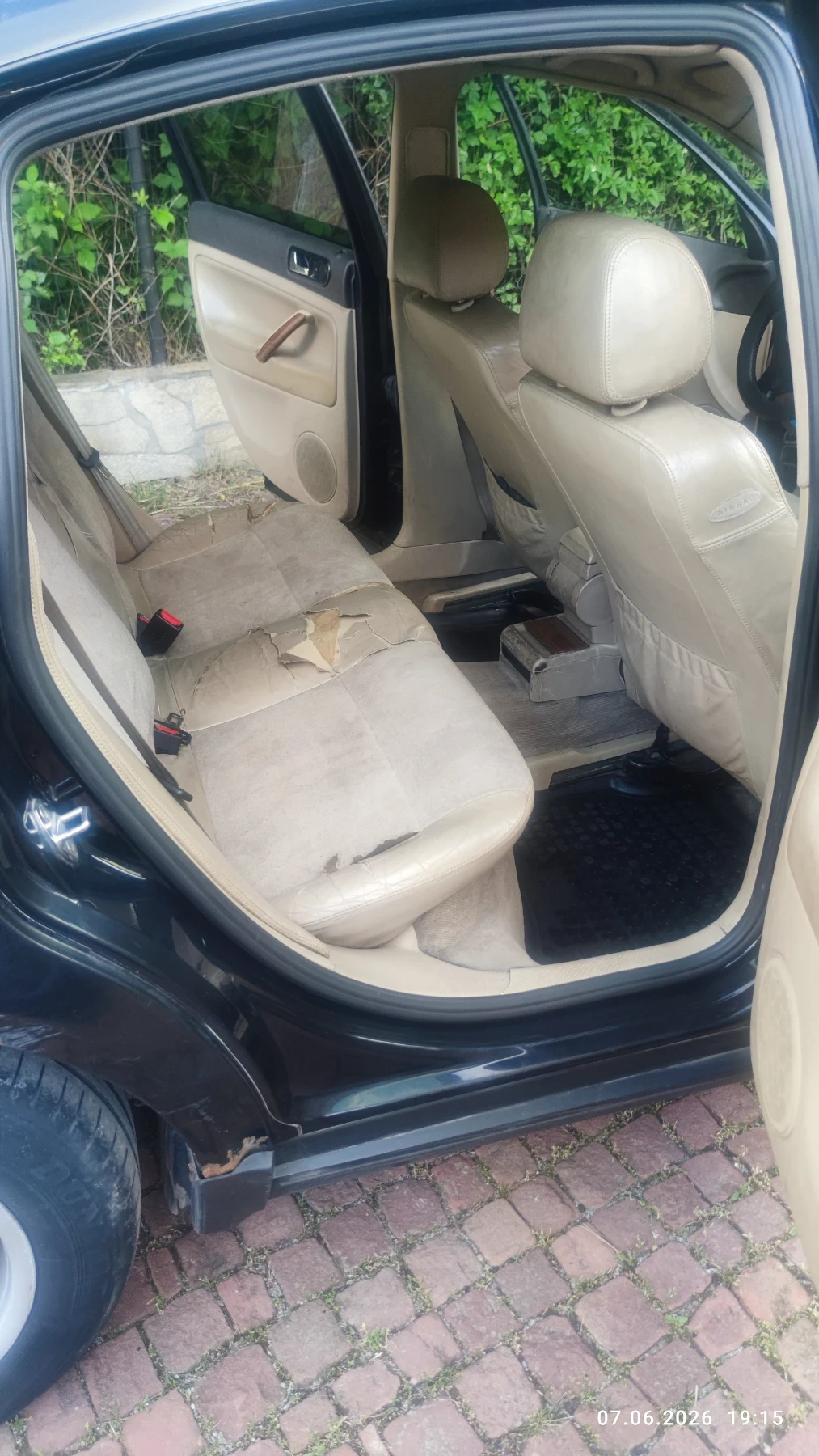 VW Passat 1.9 TDI 110к.с., снимка 10 - Автомобили и джипове - 54813347