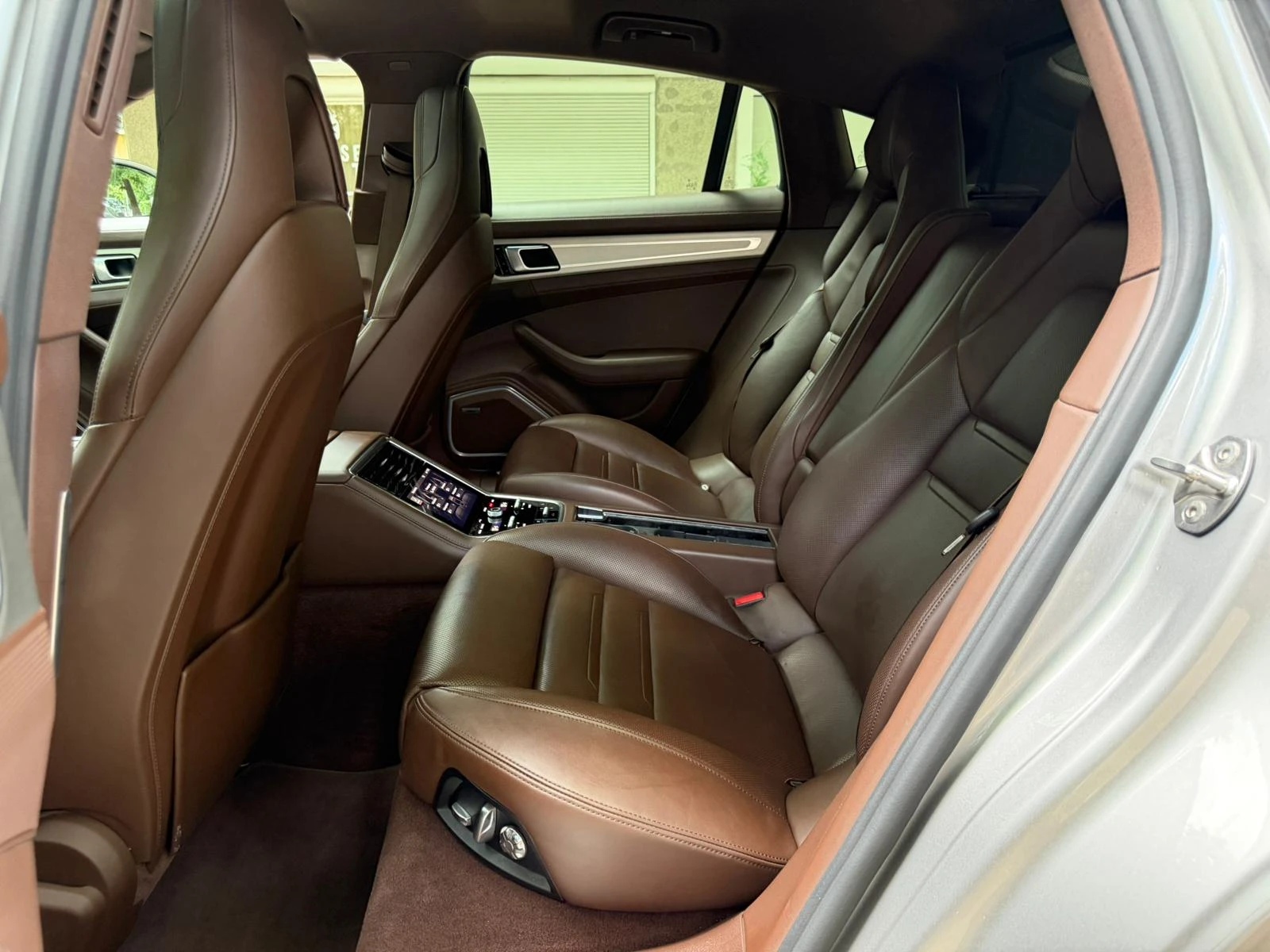 Porsche Panamera 4S , снимка 16 - Автомобили и джипове - 54924143