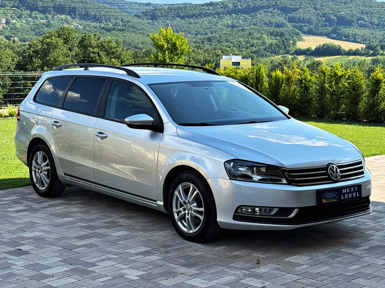 VW Passat 1.6TDI Bluemotion/Comfortline/Ел.Теглич/Подгрев, снимка 3 - Автомобили и джипове - 54990836