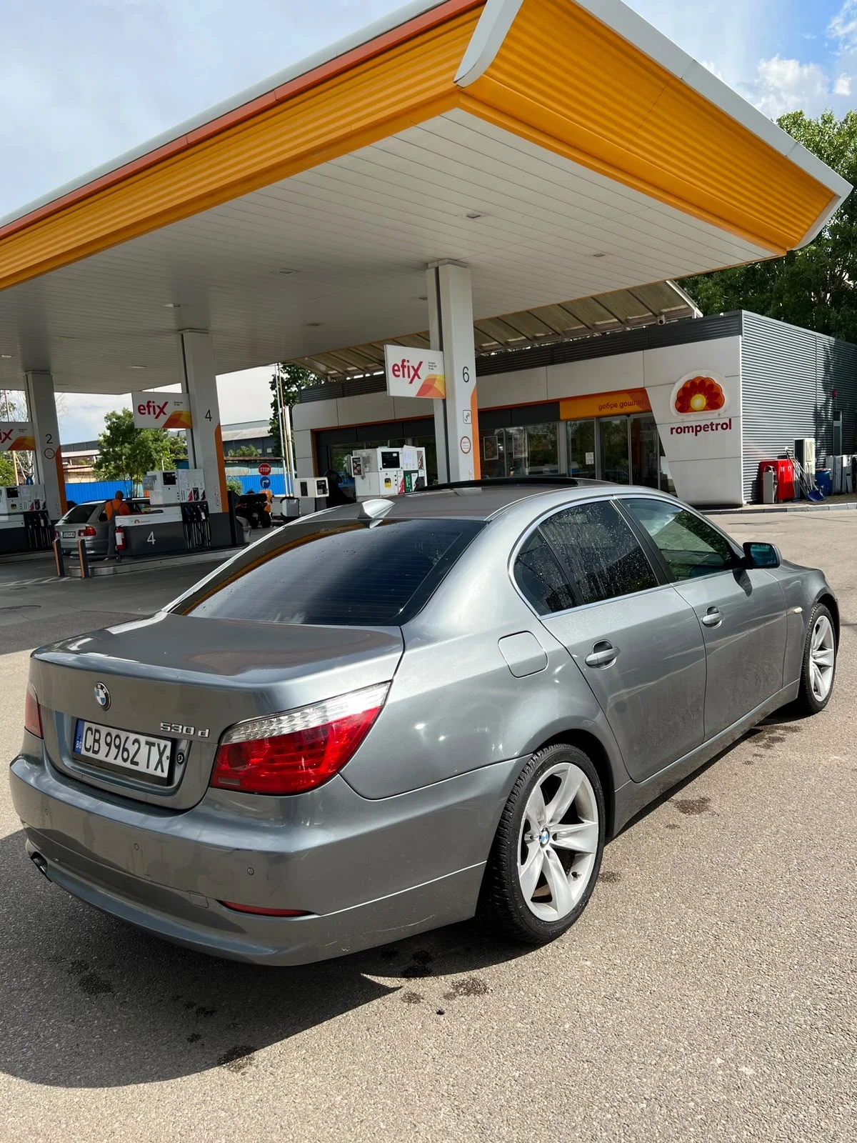 BMW 530, снимка 4 - Автомобили и джипове - 55090453