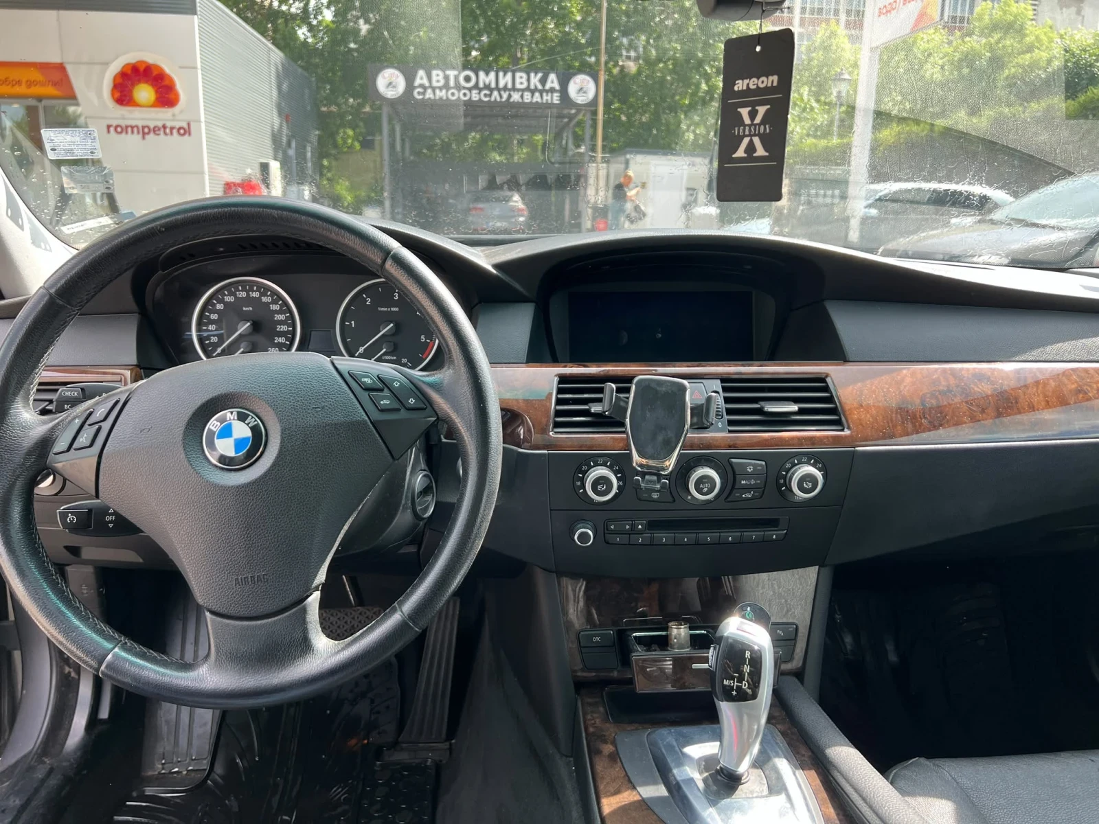BMW 530, снимка 7 - Автомобили и джипове - 55090453