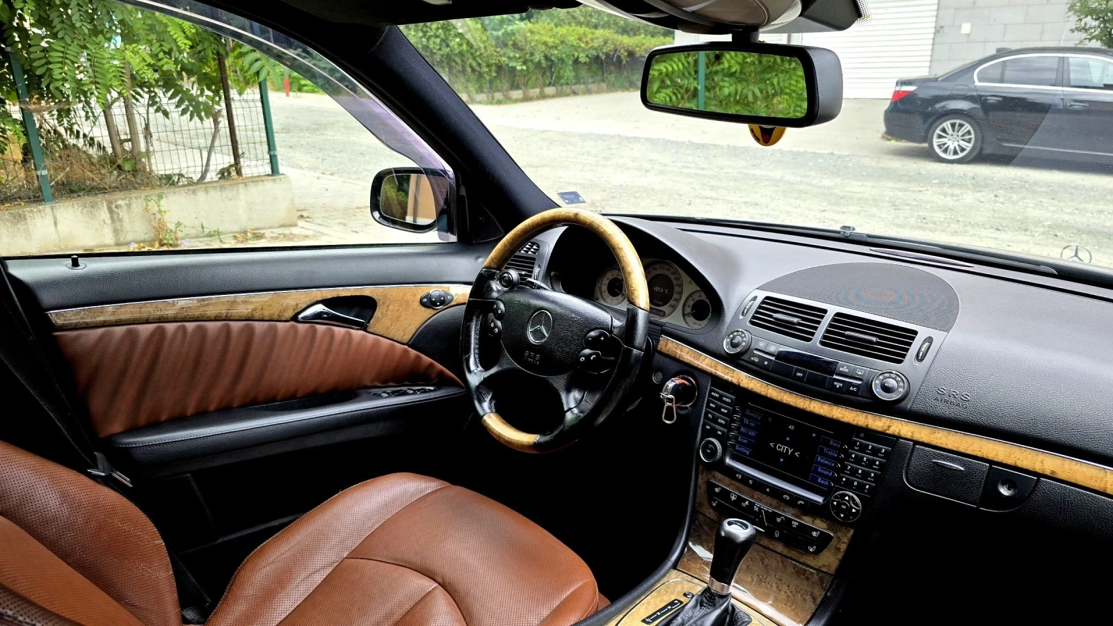 Mercedes-Benz E 350 avantgarde, снимка 6 - Автомобили и джипове - 55145347