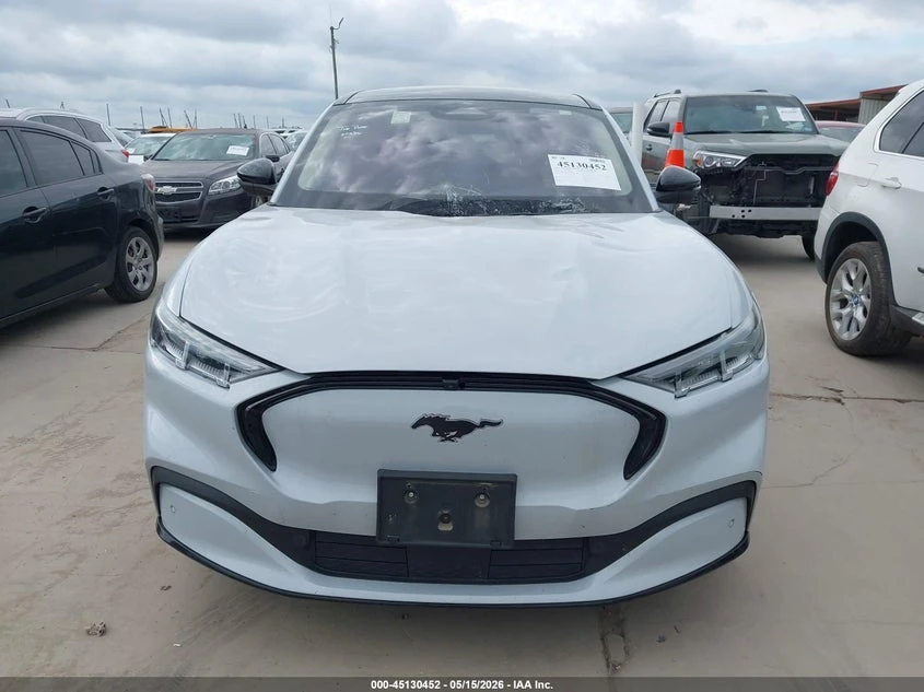 Ford Mustang Mach-E Premium, снимка 13 - Автомобили и джипове - 55288843