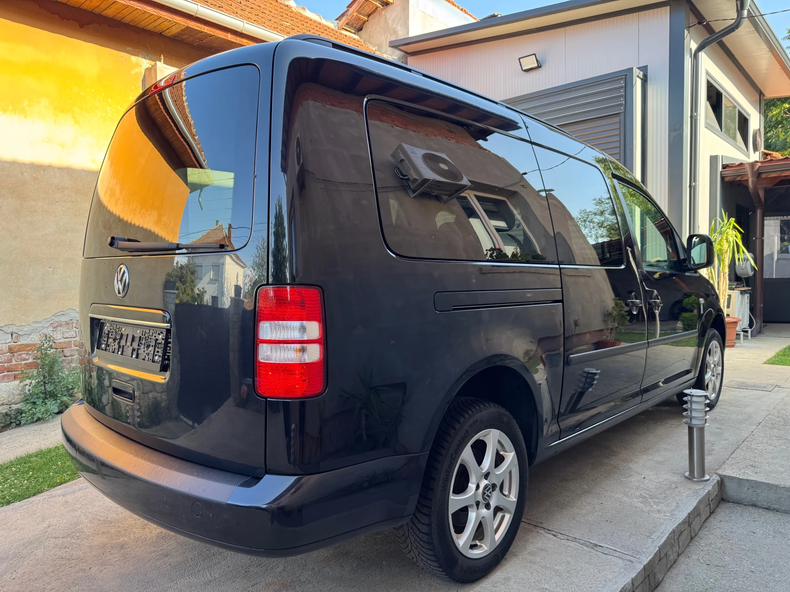 VW Caddy 1.6TDi-Maxi, снимка 6 - Автомобили и джипове - 55500021