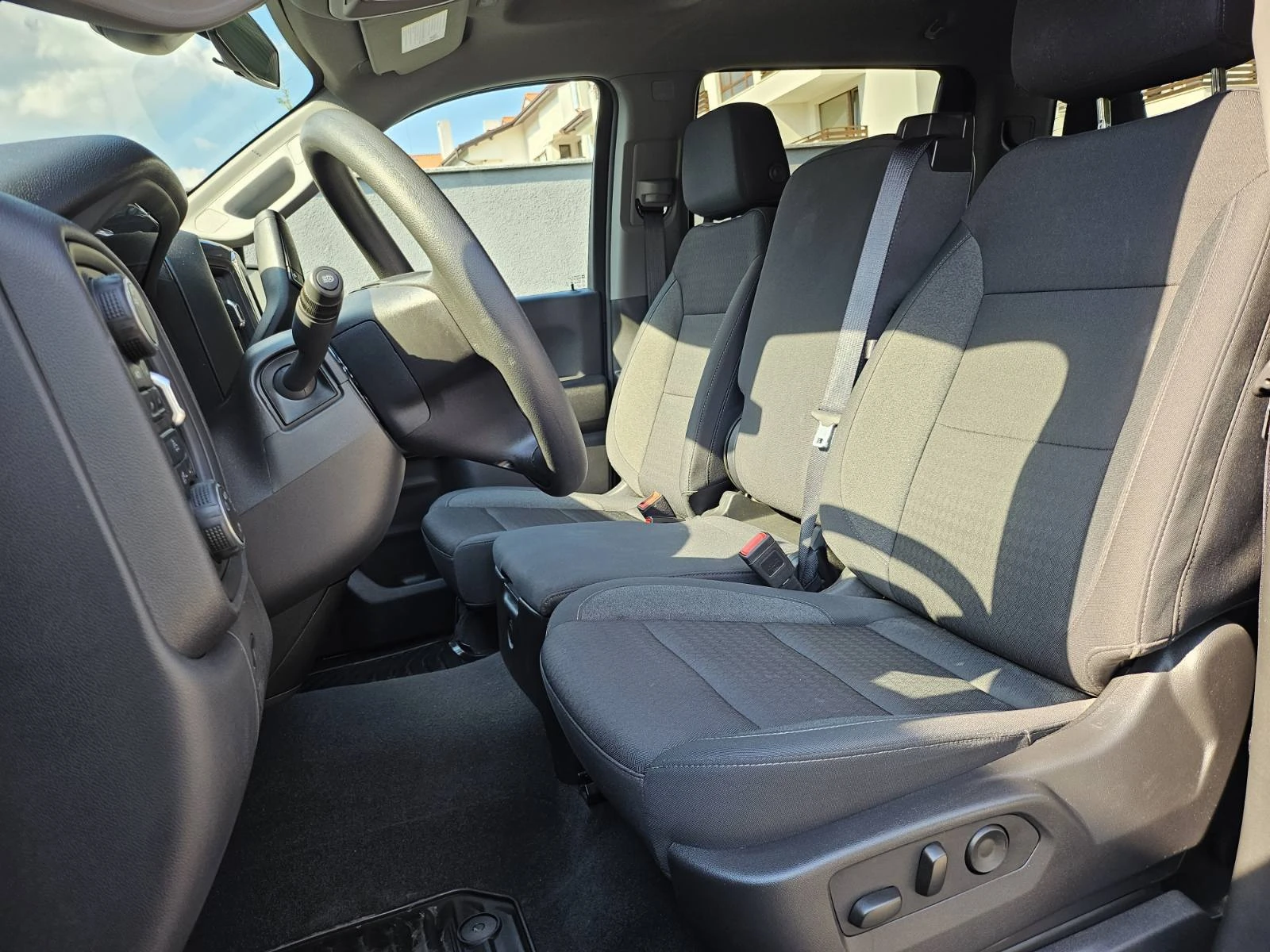 Chevrolet Silverado 1500 3.0L DURAMAX Z71 CREW CAB STANDART BOX, снимка 10 - Автомобили и джипове - 55593478