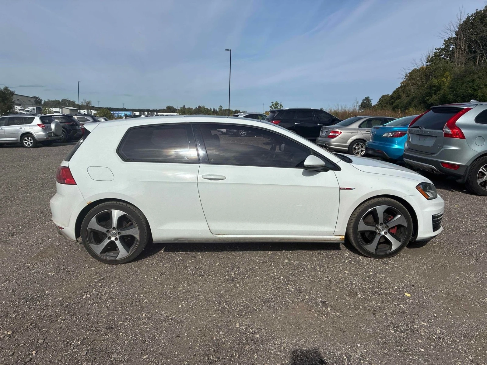 VW Golf GTI Цена до България & АвтоКредит, снимка 3 - Автомобили и джипове - 56181361