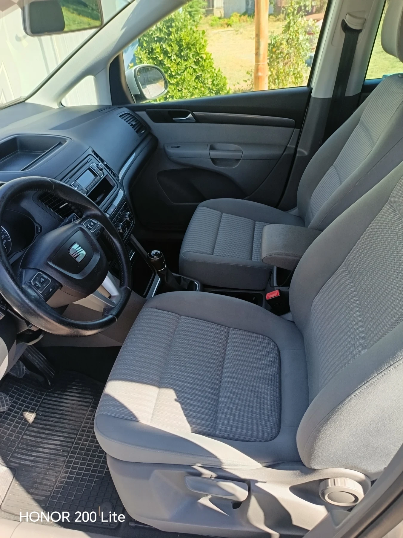 Seat Alhambra 2.0 TDI 140, снимка 5 - Автомобили и джипове - 56329307