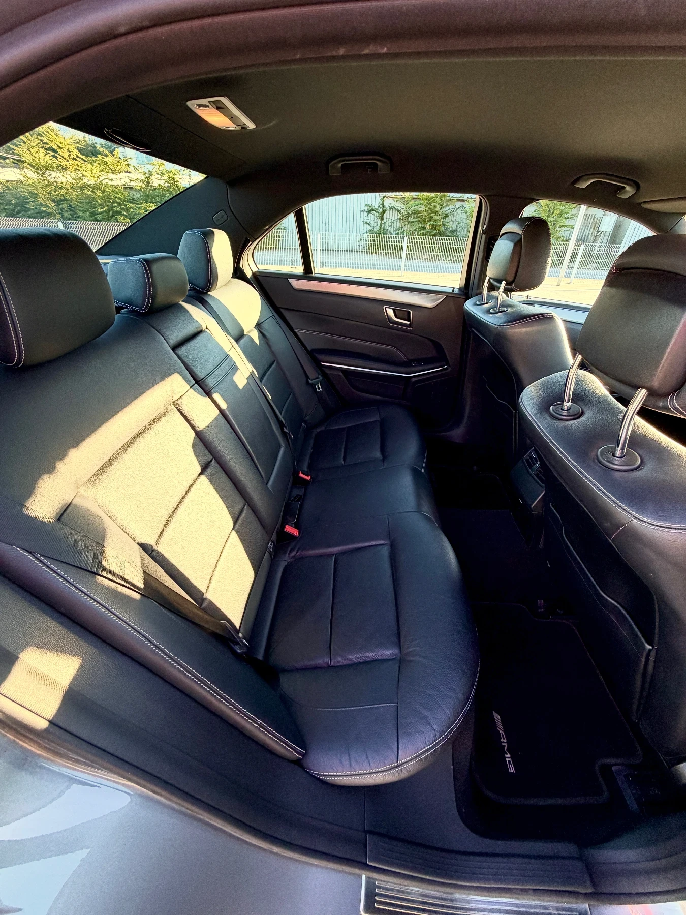 Mercedes-Benz E 250, снимка 9 - Автомобили и джипове - 56634186