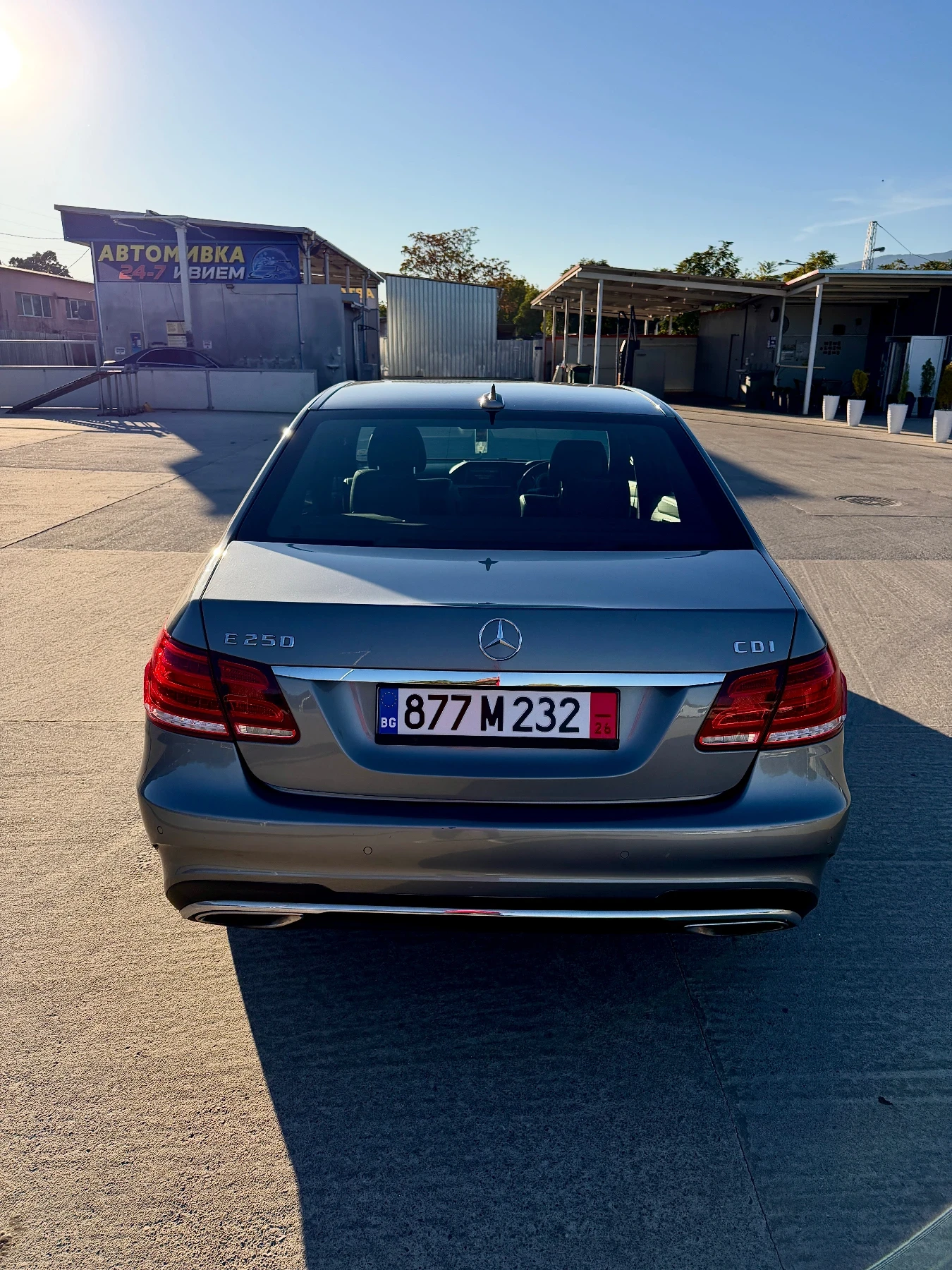 Mercedes-Benz E 250, снимка 4 - Автомобили и джипове - 56634186