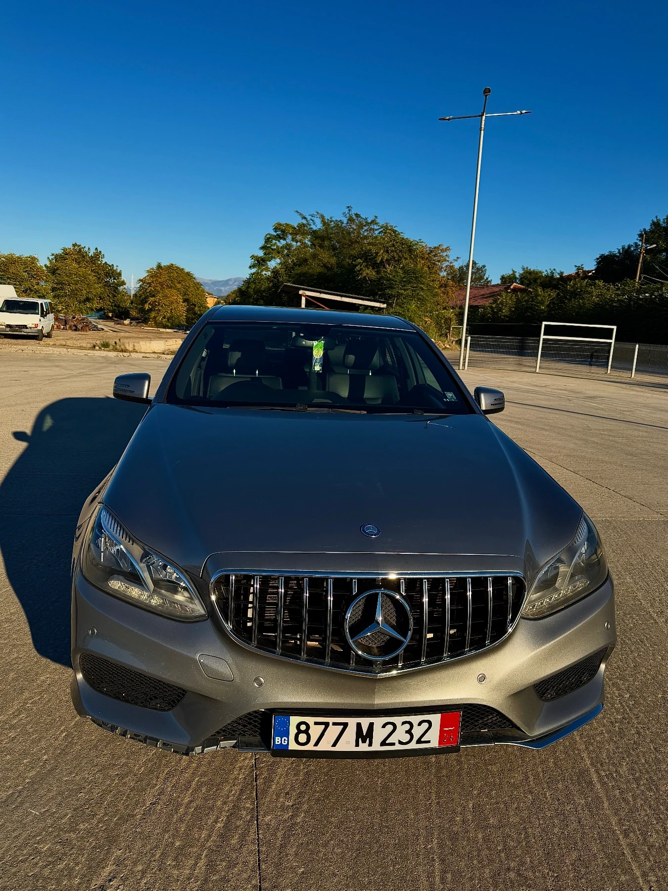 Mercedes-Benz E 250
