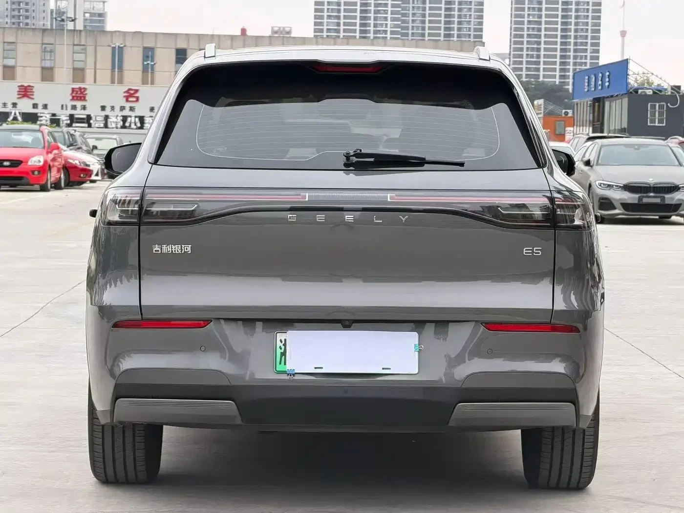 Geely EX5, снимка 6 - Автомобили и джипове - 56715021