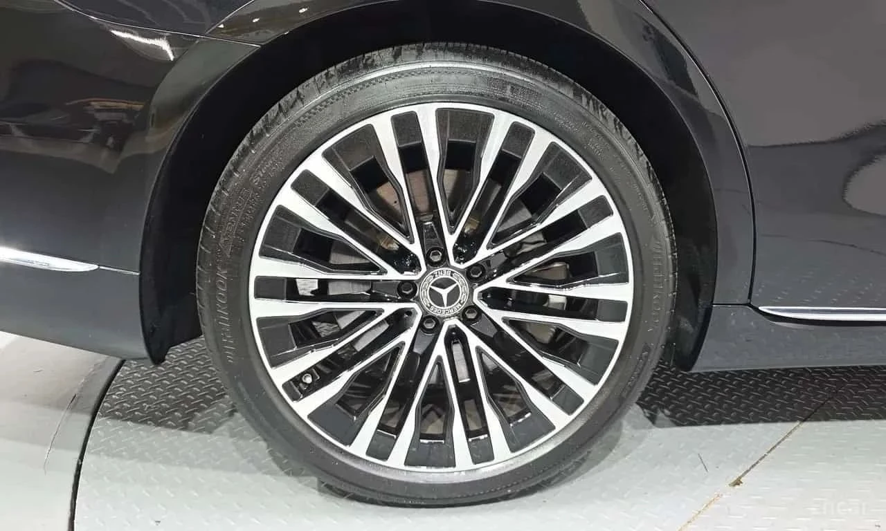 Mercedes-Benz S 580, снимка 5 - Автомобили и джипове - 56724551
