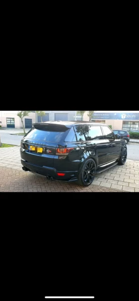Обява за продажба на Land Rover Range Rover Sport SVR изпълнение ~46 500 лв. - изображение 3