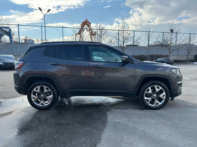 Jeep Compass 1.4i 170к.с. Швейцария/EURO 6, снимка 5 - Автомобили и джипове - 49546439