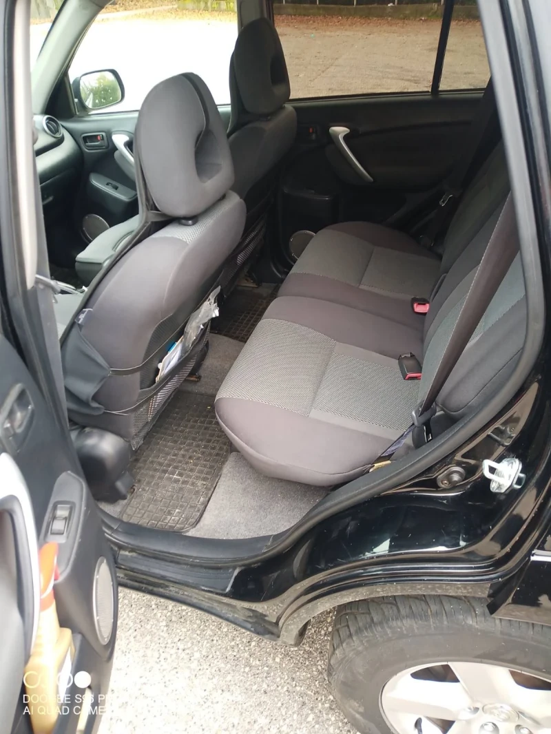 Toyota Rav4, снимка 9 - Автомобили и джипове - 52442044