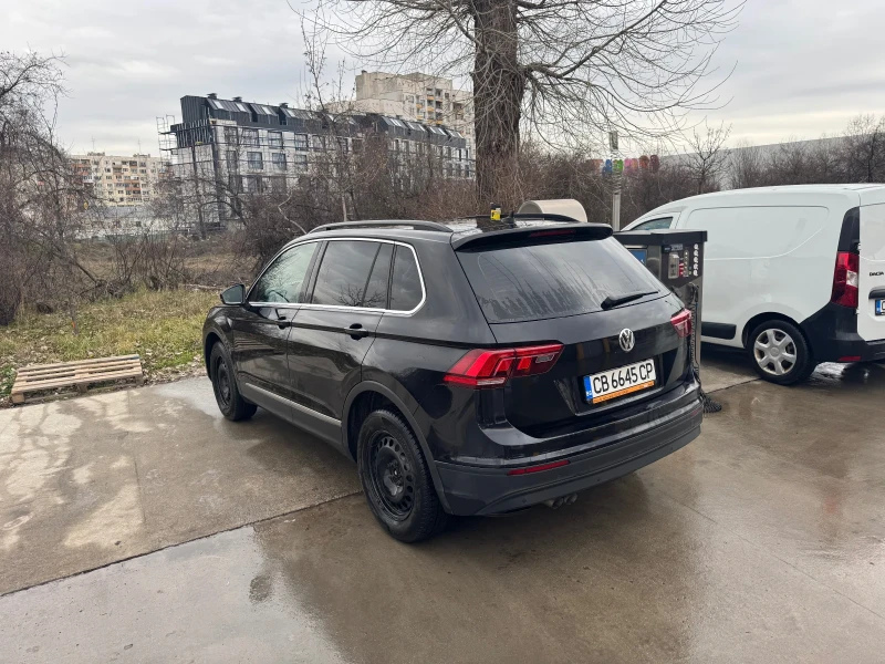 VW Tiguan, снимка 5 - Автомобили и джипове - 53455261