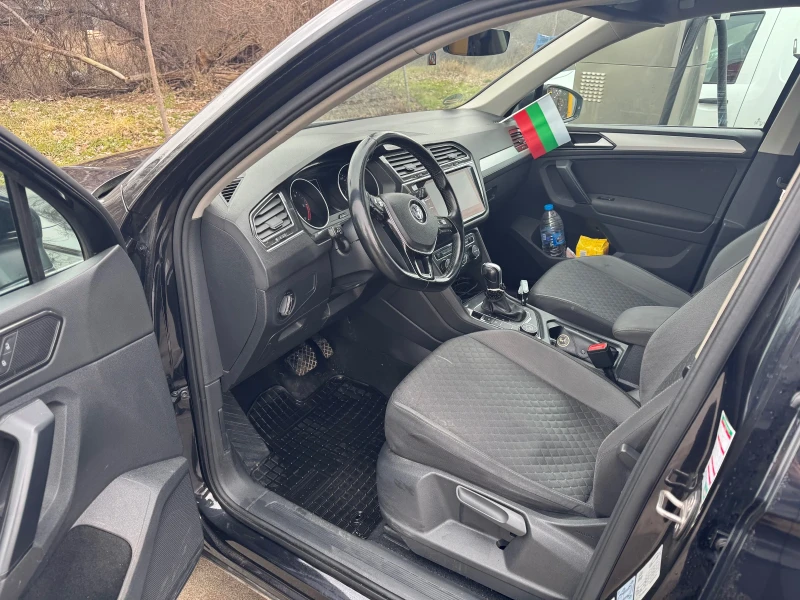 VW Tiguan, снимка 8 - Автомобили и джипове - 53455261