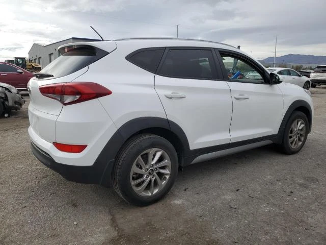 Hyundai Tucson 2.0L 4 Front-wheel Drive - изображение 6