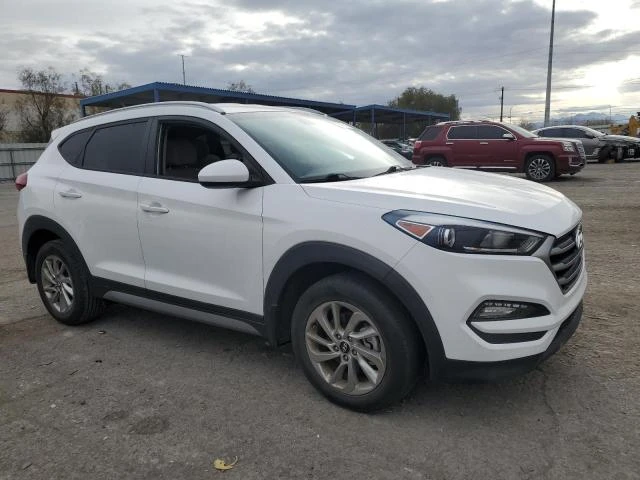 Hyundai Tucson 2.0L 4 Front-wheel Drive - изображение 7