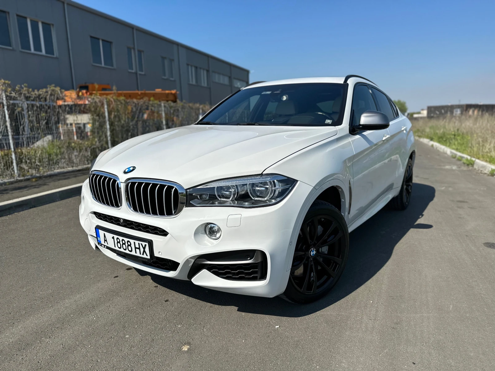 BMW X6 М50d - изображение 2