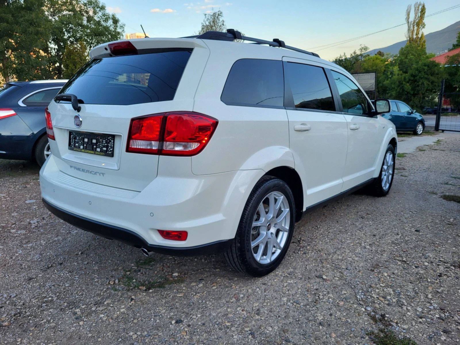 Fiat Freemont 2.0 MultiJet / ТОП СЪСТОЯНИЕ / - изображение 6