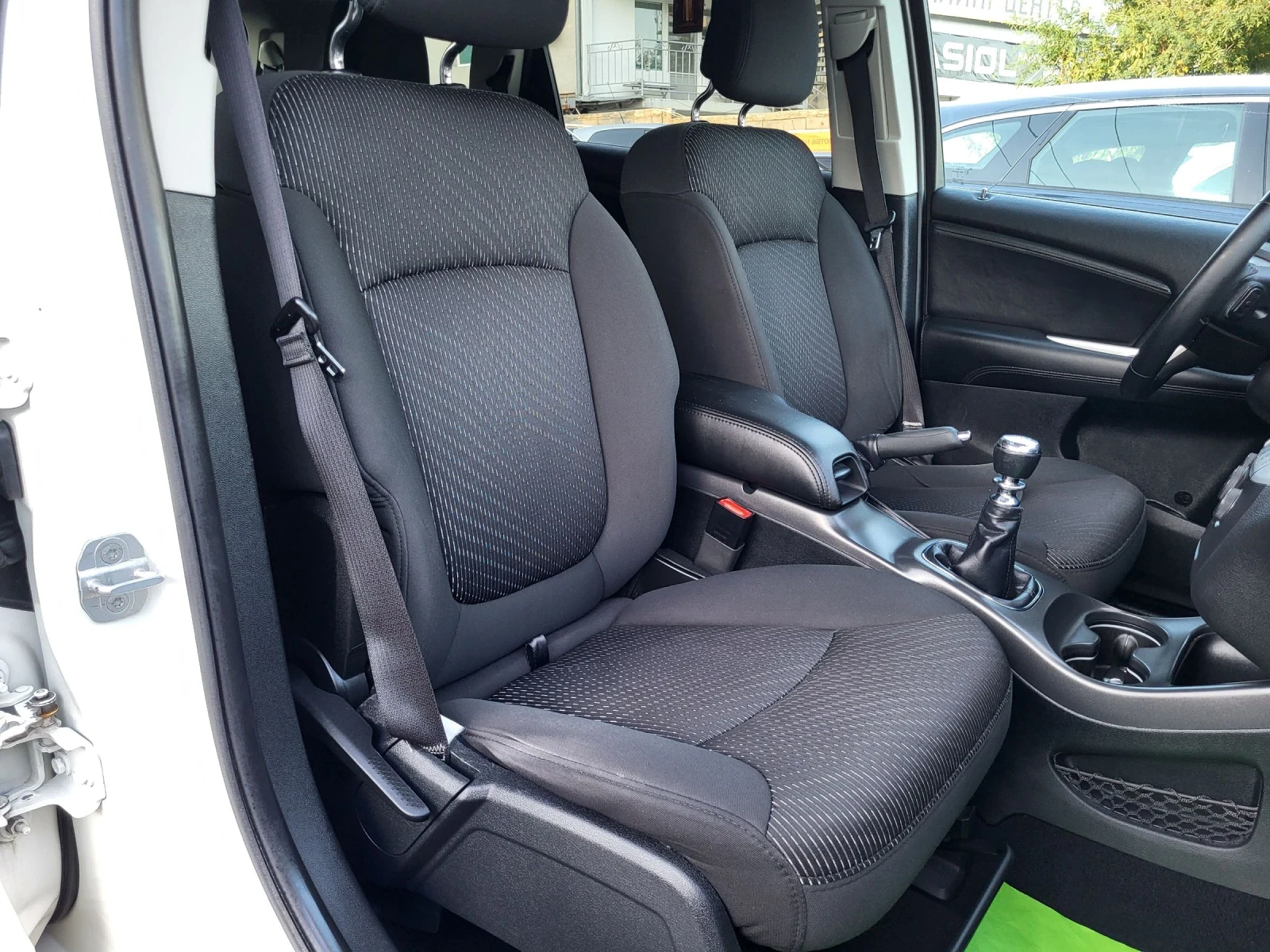 Fiat Freemont 2.0 MultiJet / ТОП СЪСТОЯНИЕ / - изображение 10