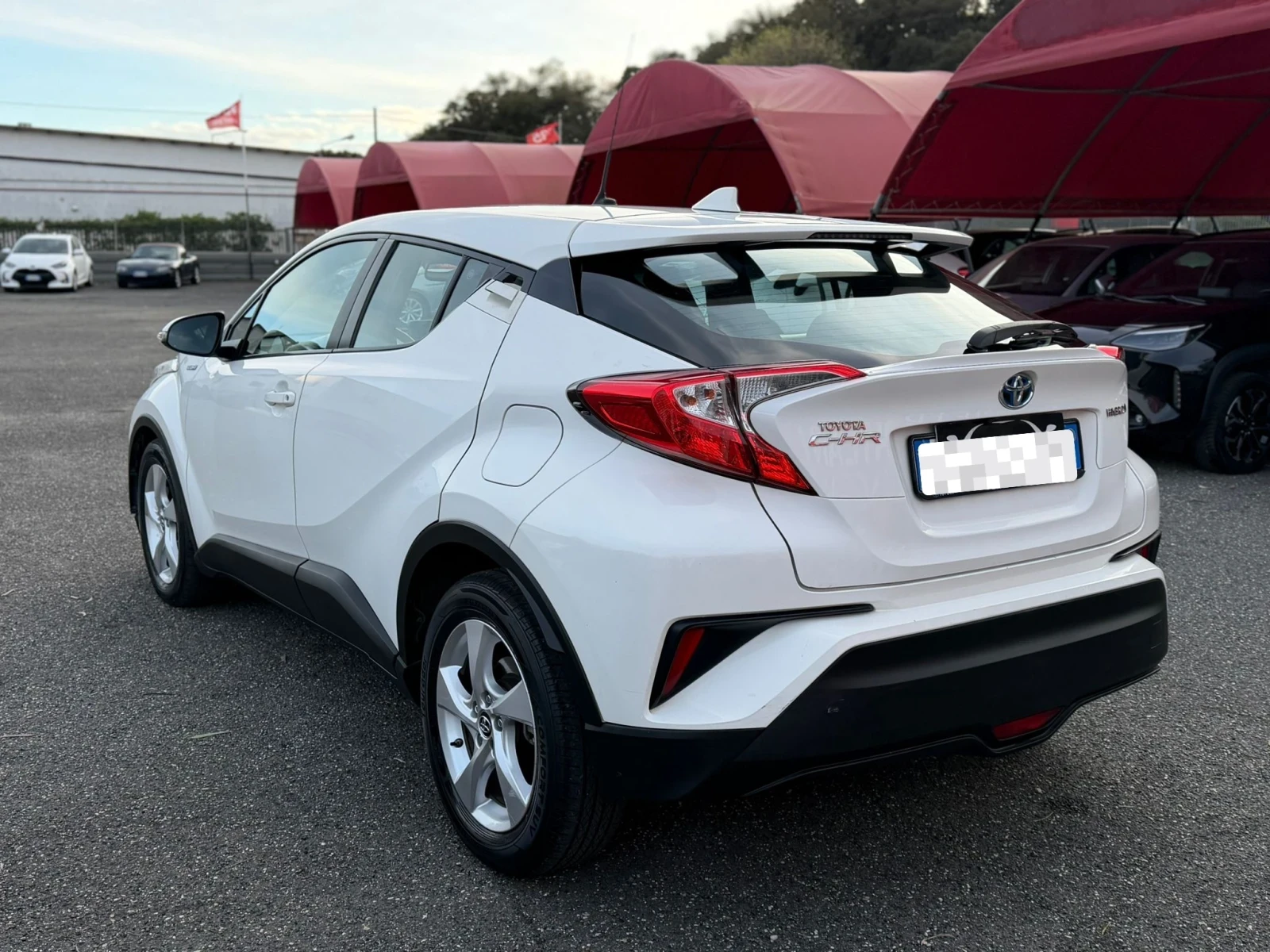 Toyota C-HR 1.8 hybrid , снимка 2 - Автомобили и джипове - 54009501